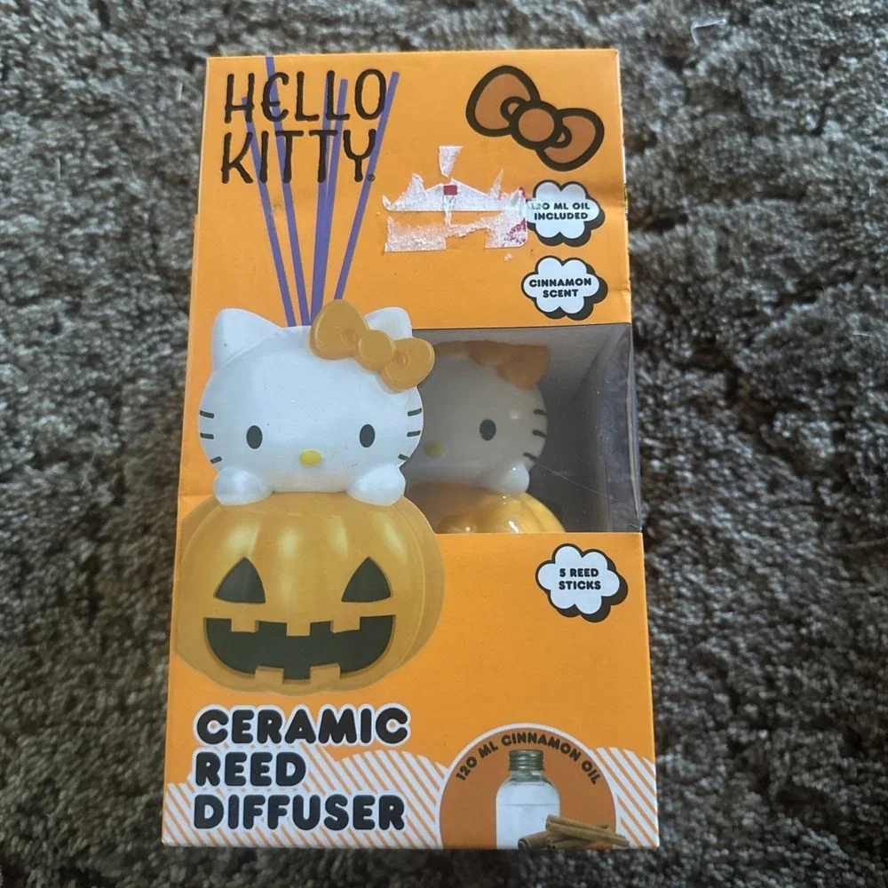 Hello‎ Kitty Halloween Pumpkin Ceramic Reed Diffuser